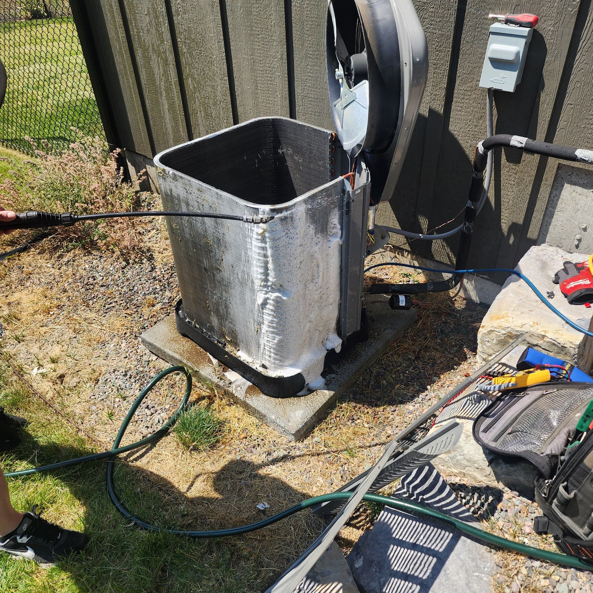 Gallery photos for Dirty Coil and Low Refrigerant Were Killing This AC: Image #4