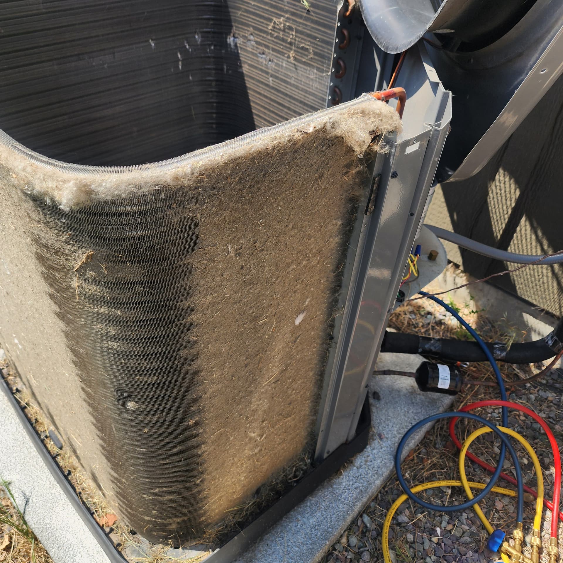 Gallery photos for Dirty Coil and Low Refrigerant Were Killing This AC: Image #2